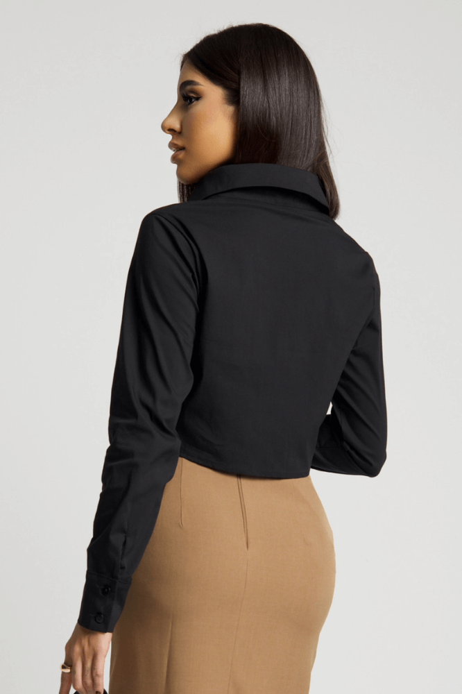 Camisa Cropped Manga Longa Colarinho Lapela Alongada Bolso Falso Tricoline Keila