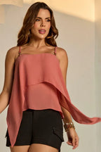 Blusa com sobreposição